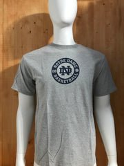 ADIDAS "NOTRE DAME BASKETBALL" Graphic Print Adult T-Shirt Tee Shirt M MD Medium Gray Shirt 2007