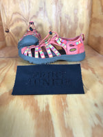 KEEN WHSIPER Kids Size 4 Washable Sandals Pink