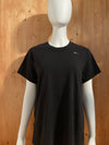 NIKE DRI FIT COTTON Graphic Print Kids Youth Unisex T-Shirt Tee Shirt XXL Xtra Extra Large Black Shirt