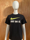 NIKE "JUST DO IT" Graphic Print Kids Youth Unisex T-Shirt Tee Shirt XL Xtra Extra Large Black Shirt