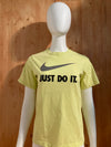 NIKE "JUST DO IT" Graphic Print Kids Youth Unisex T-Shirt Tee Shirt L Lrg Large Neon Yellow Shirt