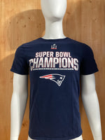 NIKE "NEW ENGLAND PATRIOTS" SUPERBOWL CHAMPIONS Graphic Print Athletic Cut Adult T-Shirt Tee Shirt S SM Small Dark Blue Shirt