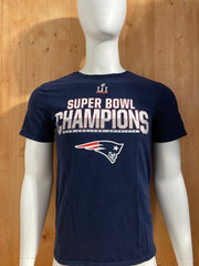 NIKE "NEW ENGLAND PATRIOTS" SUPERBOWL CHAMPIONS Graphic Print Athletic Cut Adult T-Shirt Tee Shirt S SM SMall Dark Blue Shirt